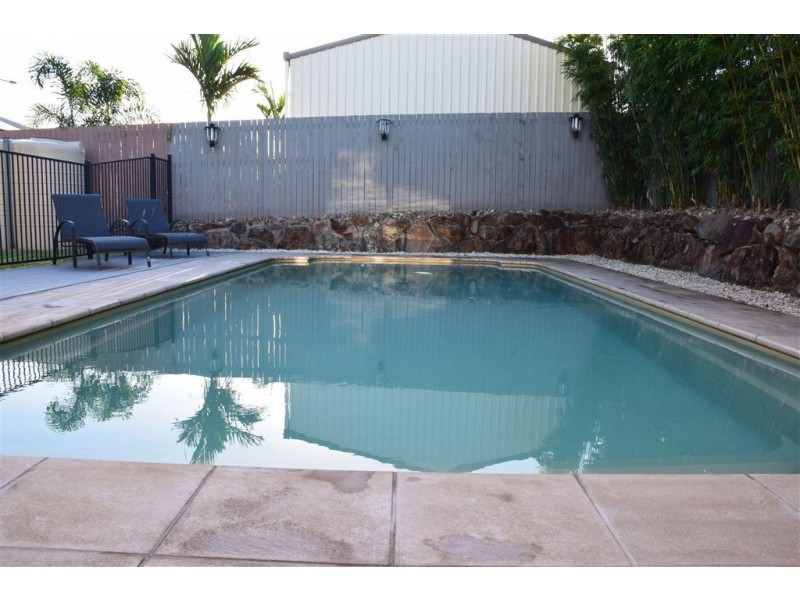 10 Rudd Street, Rural View QLD 4740