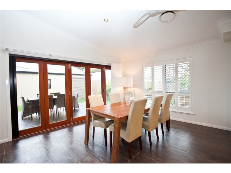 10 Rudd Street, Rural View QLD 4740
