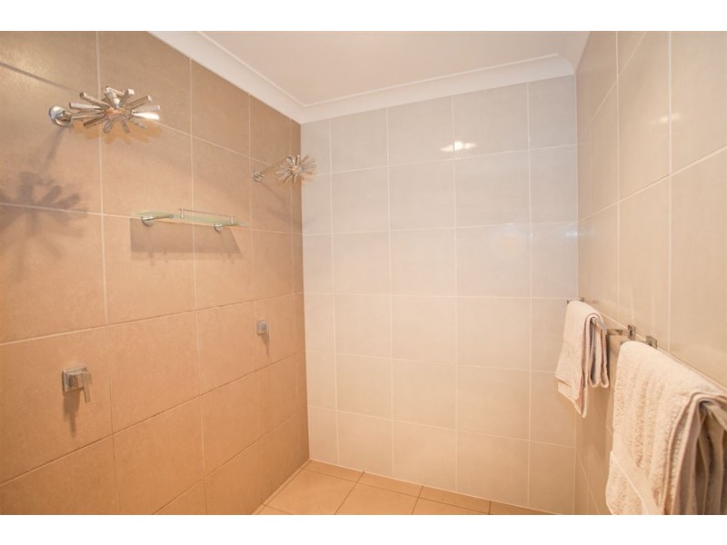 10 Rudd Street, Rural View QLD 4740