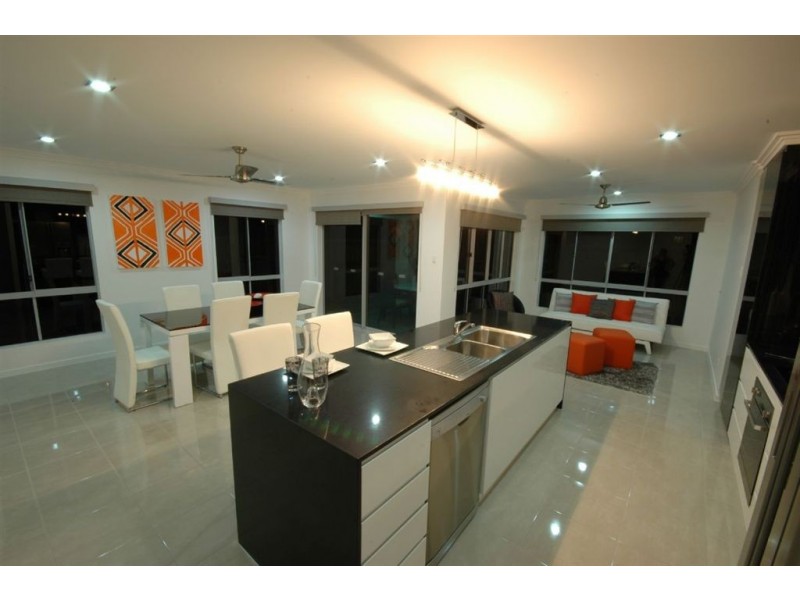 34 Sonoran Street, Rural View QLD 4740