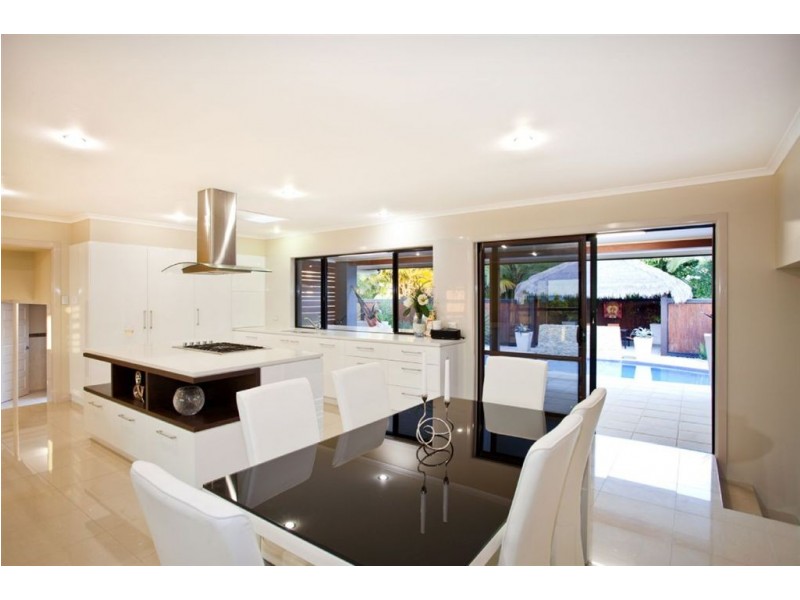 15 Slade Esplanade, Slade Point QLD 4740