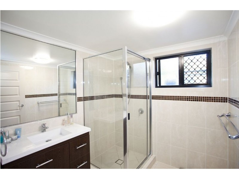 15 Slade Esplanade, Slade Point QLD 4740