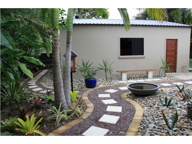 15 Slade Esplanade, Slade Point QLD 4740