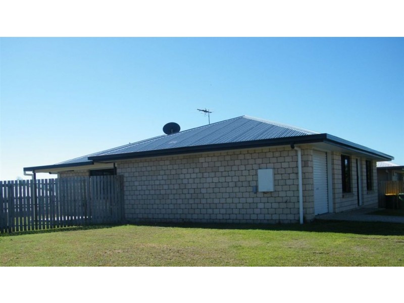 14 Lance Street, Bucasia QLD 4750