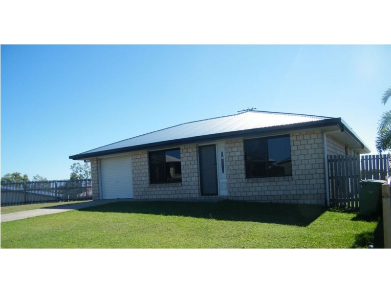 14 Lance Street, Bucasia QLD 4750