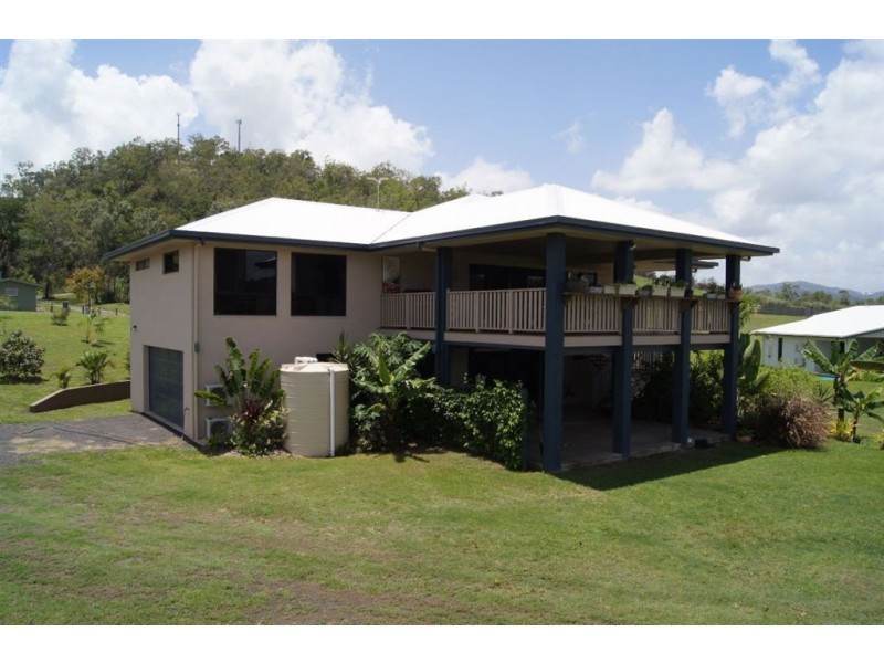 27 Aviland Drive, Seaforth QLD 4741