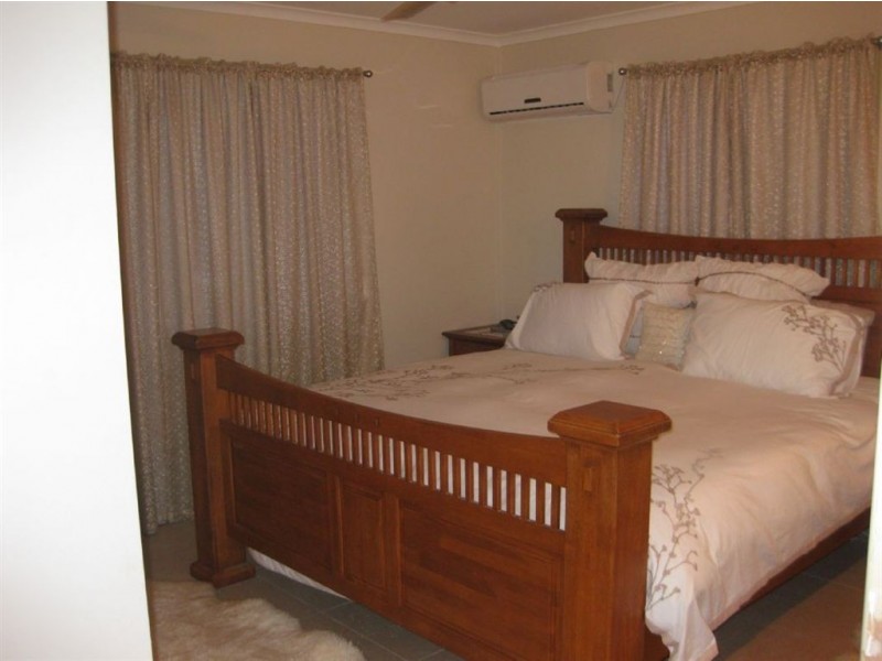 11 The Barons Drive, Andergrove QLD 4740