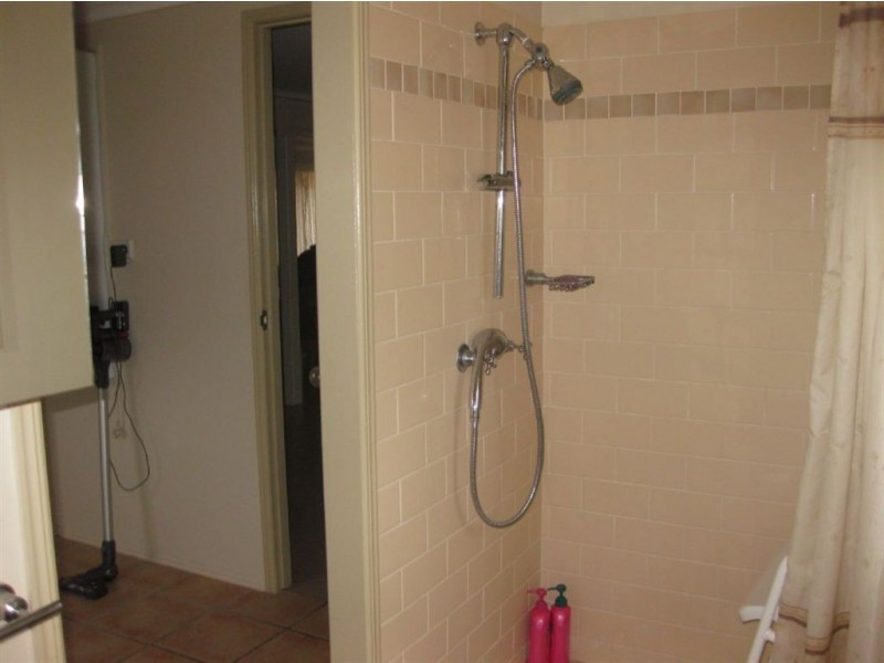 11 The Barons Drive, Andergrove QLD 4740