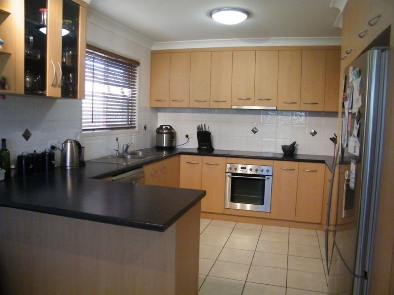 68 Broomdykes Drive, Beaconsfield QLD 4740