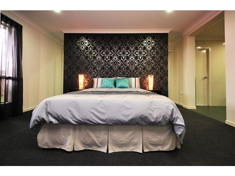 22 Vidar Crescent, Ooralea QLD 4740