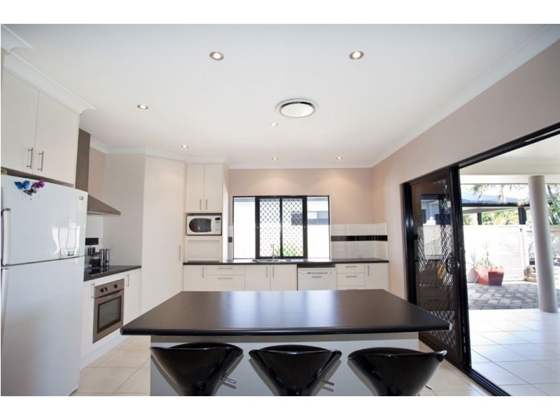 4 Callaway Court, Bakers Creek QLD 4740