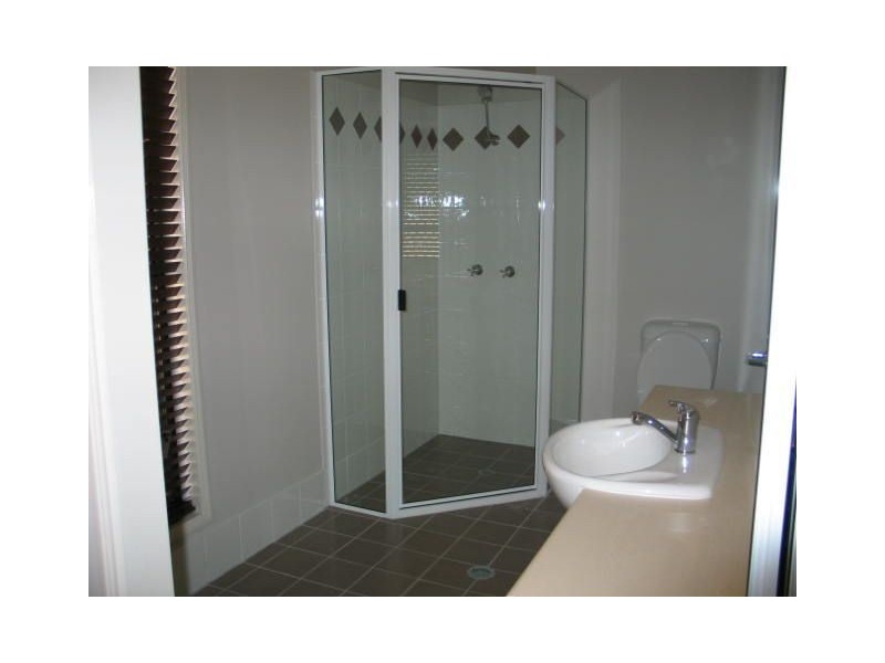 18 Mussett Court, Glenella QLD 4740