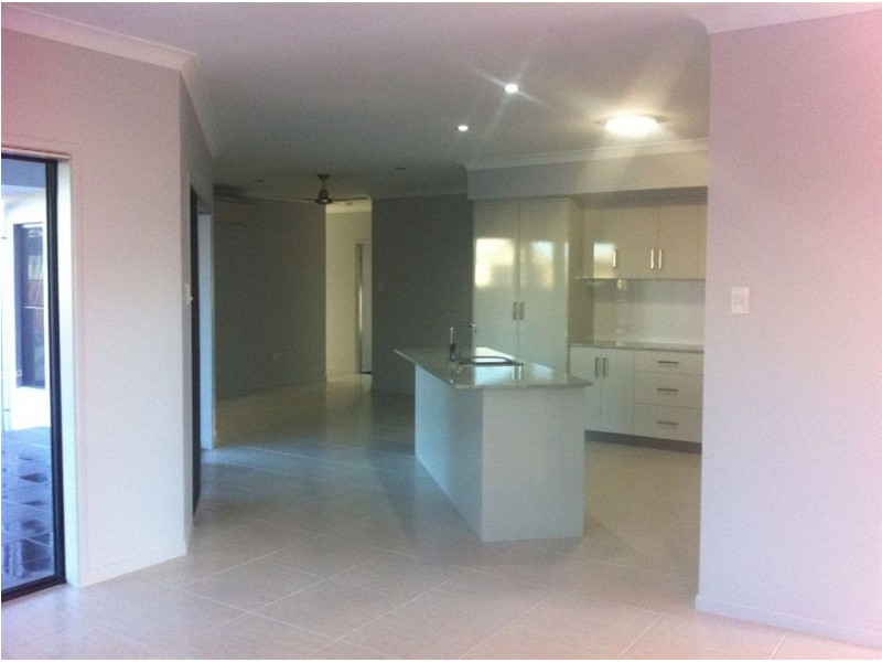 28 Poulsen Drive, Marian QLD 4753