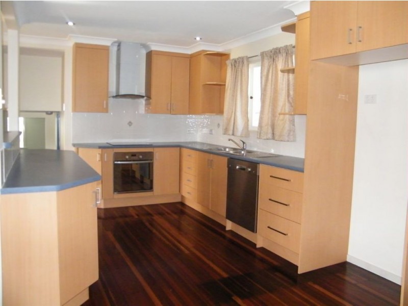 11 Cameron Street, East Mackay QLD 4740