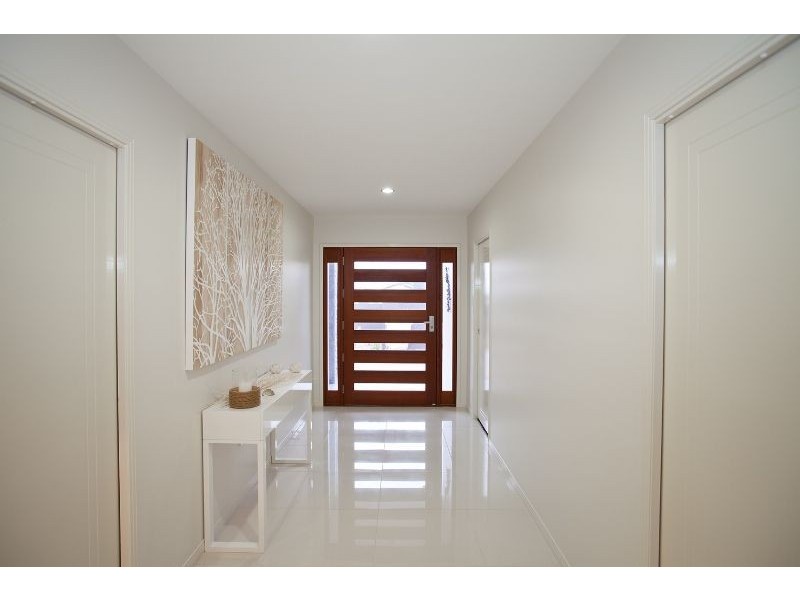 4 Compass Court, Shoal Point QLD 4750