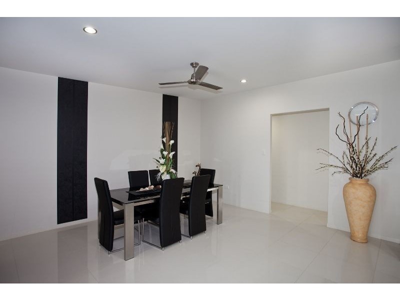 4 Compass Court, Shoal Point QLD 4750