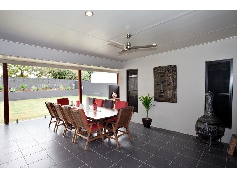 4 Compass Court, Shoal Point QLD 4750