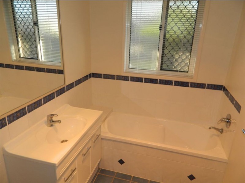 25 Nicolai Street, Marian QLD 4753