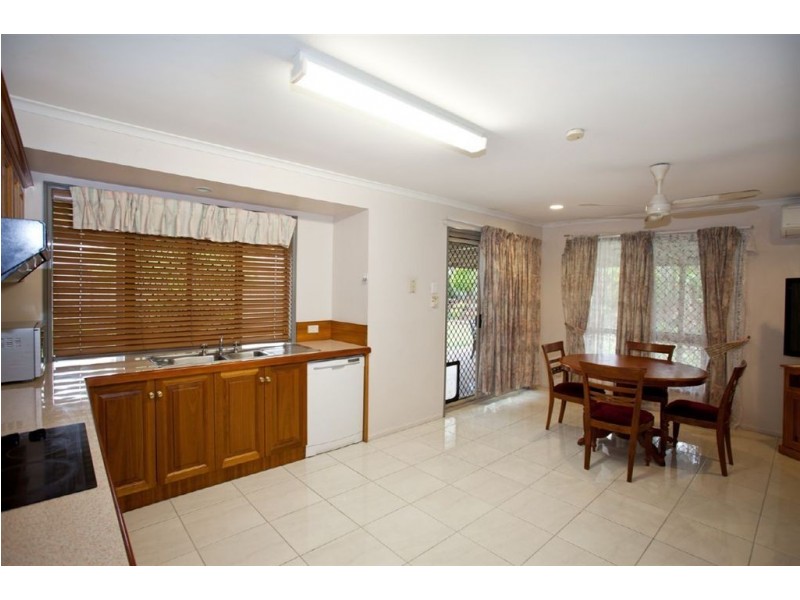 30 Shiral Drive, Beaconsfield QLD 4740