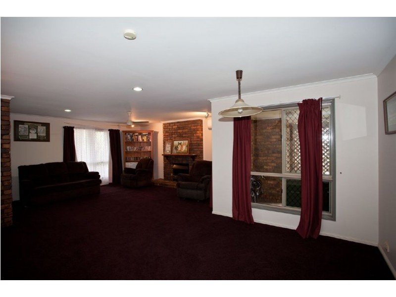 30 Shiral Drive, Beaconsfield QLD 4740