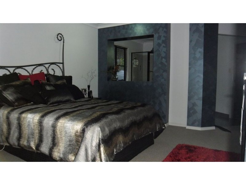 11 Elva Court, Glenella QLD 4740