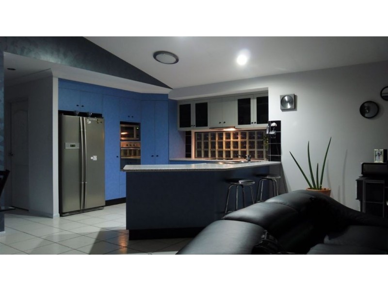 11 Elva Court, Glenella QLD 4740