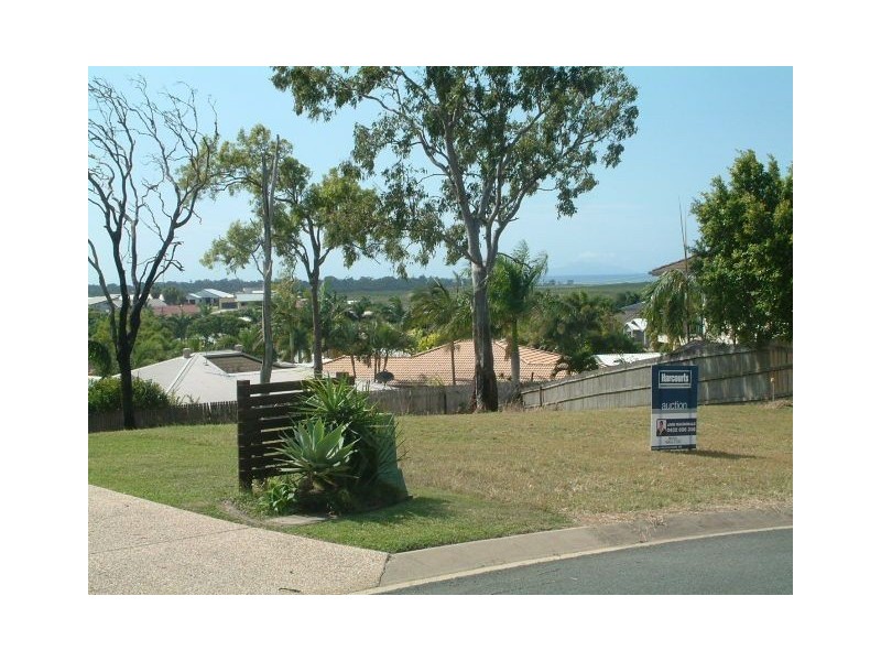 3 Palmview Court, Rural View QLD 4740