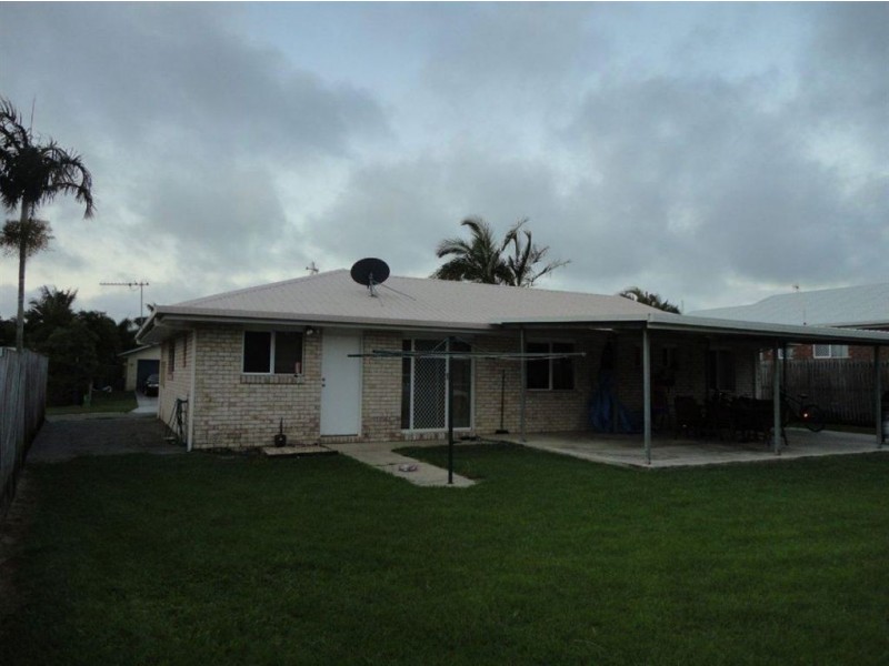 6 Pandanus Street, Beaconsfield QLD 4740