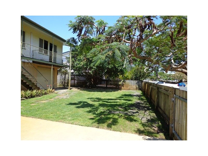 15 Rosella Street, Slade Point QLD 4740