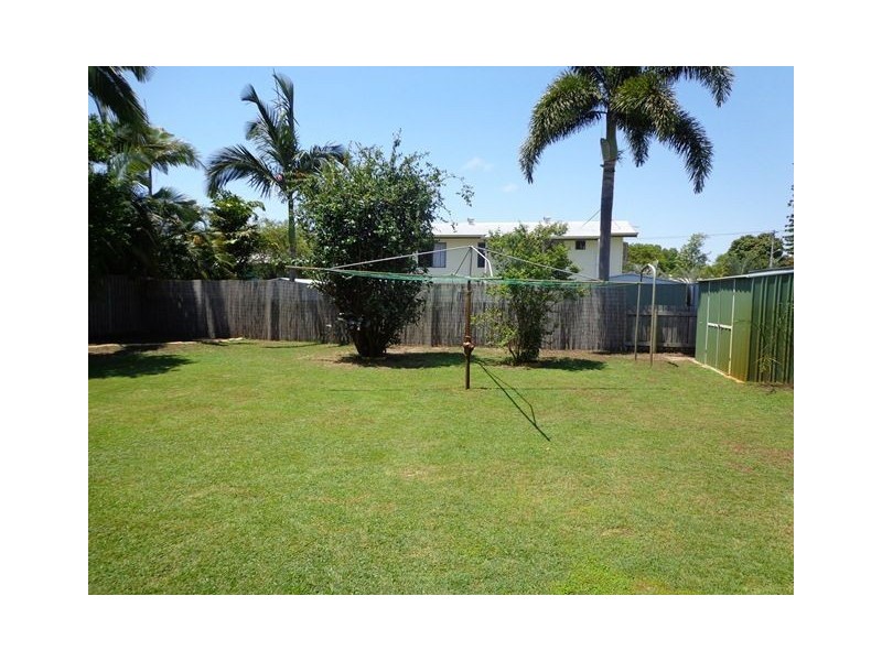 15 Rosella Street, Slade Point QLD 4740