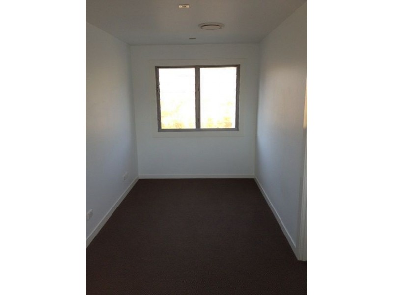 2/2 Belangason Way, Shoal Point QLD 4750