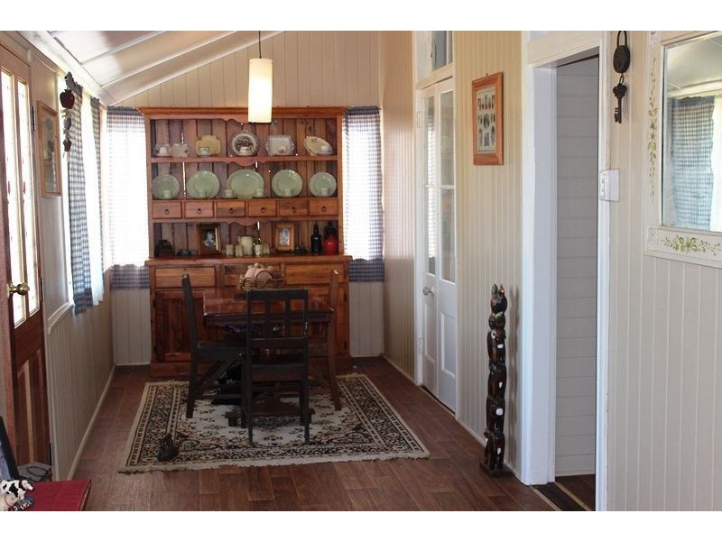 158 McIntyre Street, Calen QLD 4798