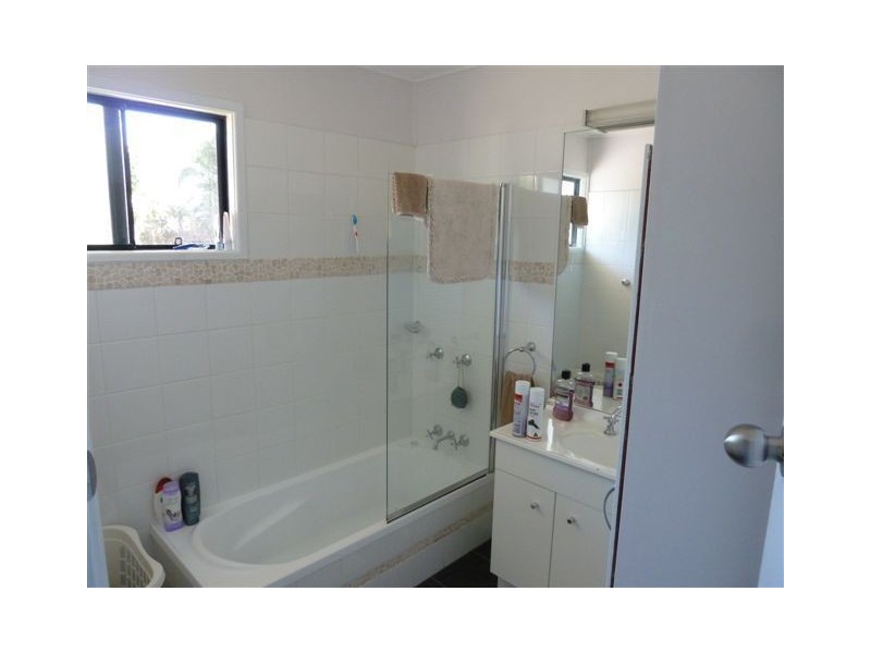 11 Keim Street, Rural View QLD 4740