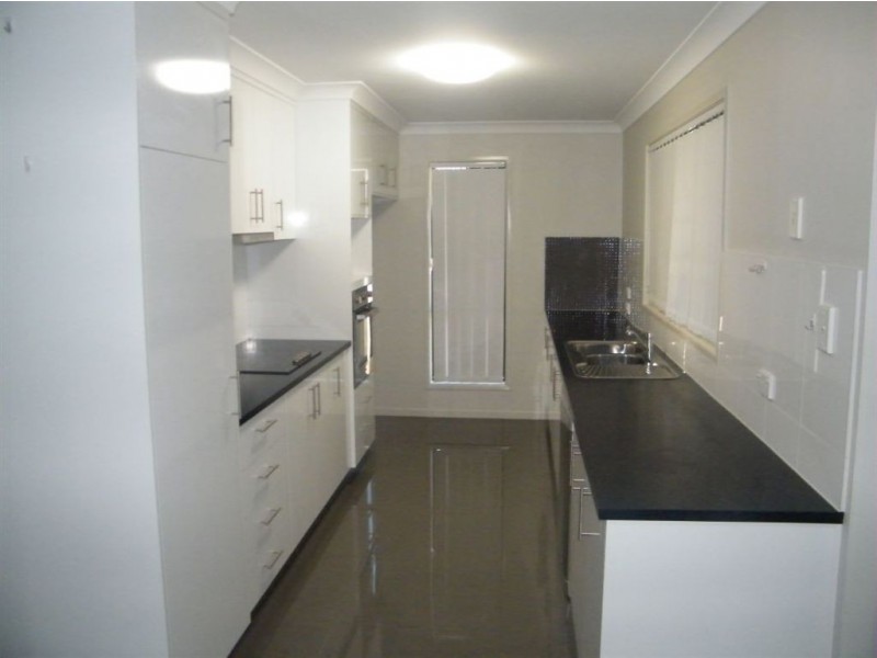 38 Botanical Drive, Ooralea QLD 4740