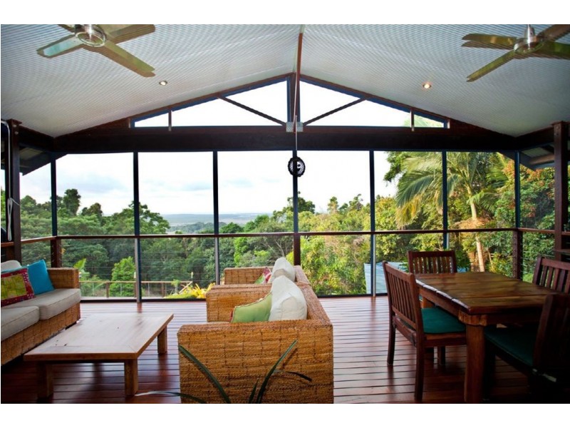 2/69 Lynette Drive, Nindaroo QLD 4740