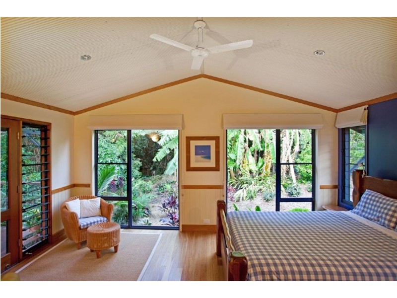 2/69 Lynette Drive, Nindaroo QLD 4740