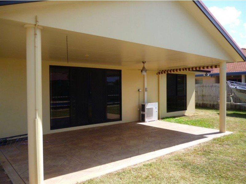 16 Centennial Drive, Glenella QLD 4740