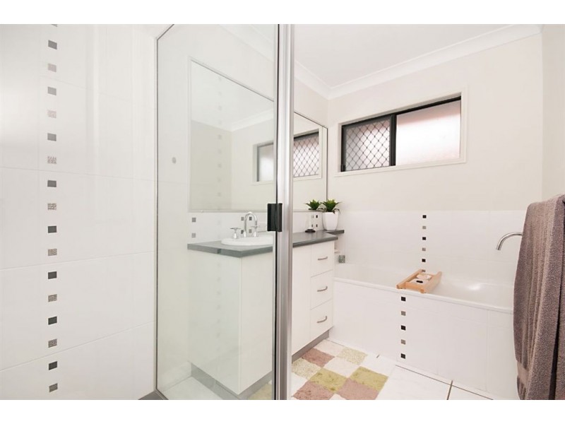 10 Leichardt Way, Andergrove QLD 4740