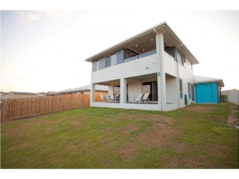 10 Ahern Court, Rural View QLD 4740