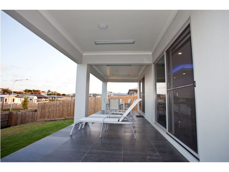 10 Ahern Court, Rural View QLD 4740