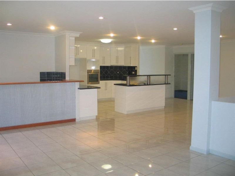 91 Victor Avenue, Glenella QLD 4740