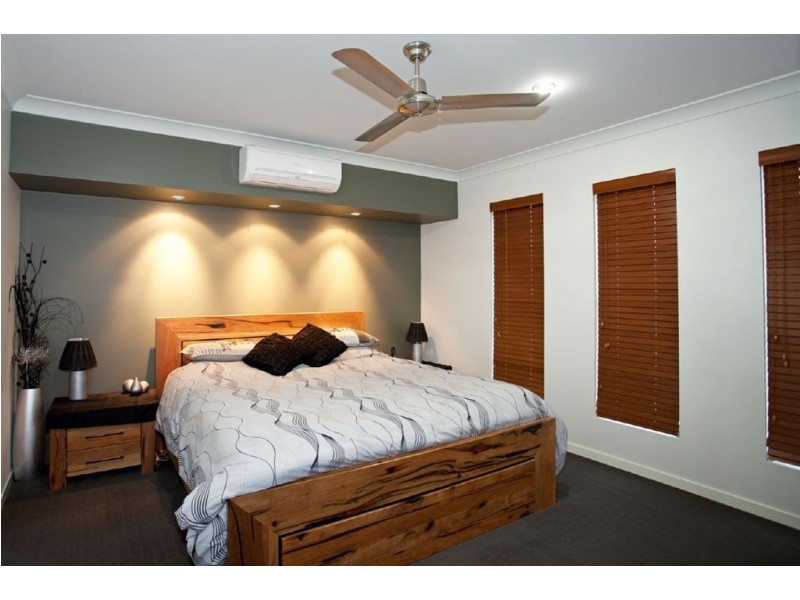 17 Perry Road, Mackay QLD 4740