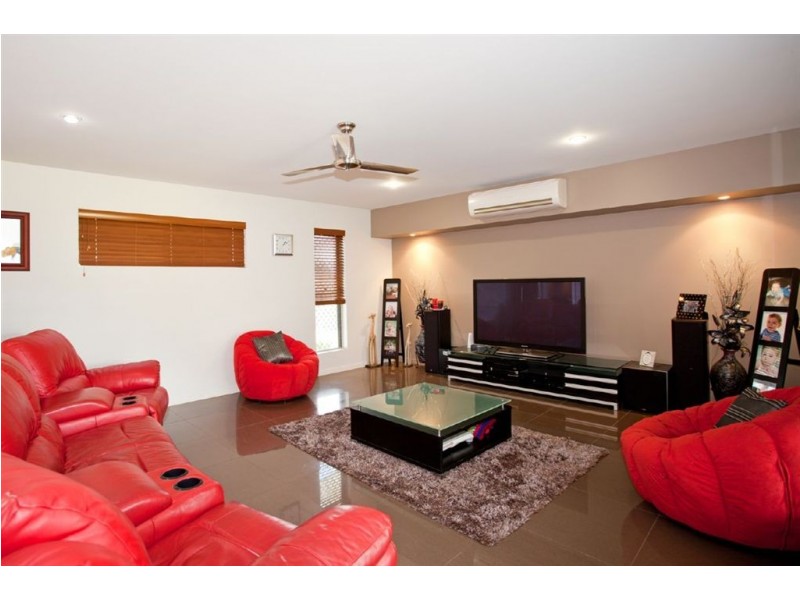 17 Perry Road, Mackay QLD 4740