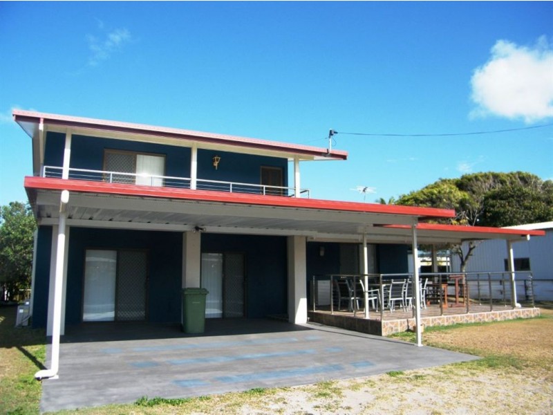 23 Poole Street, Sarina Beach QLD 4737
