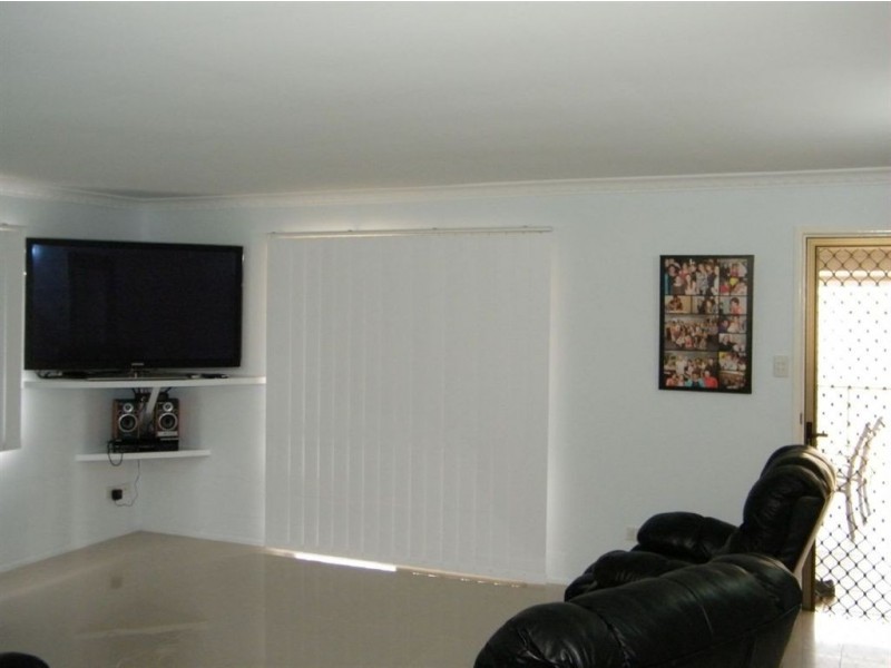 23 Poole Street, Sarina Beach QLD 4737