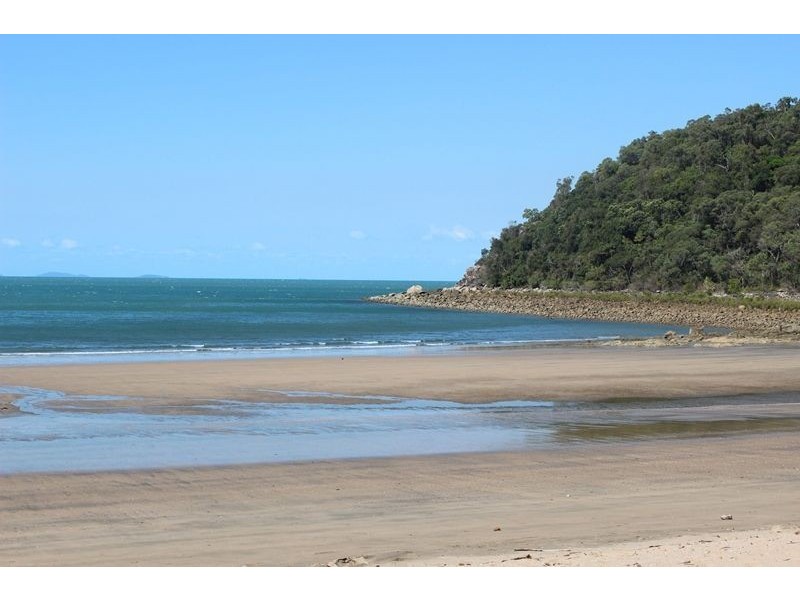 22 Adamson Street, Haliday Bay QLD 4740