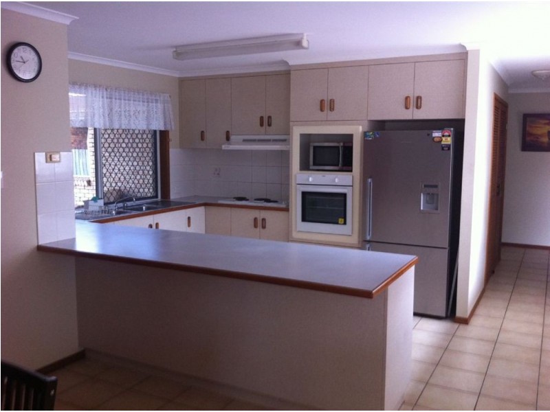 17 Gentle Avenue, Bucasia QLD 4750