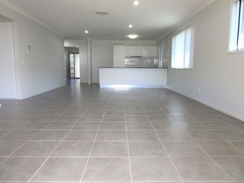 43 Whitehaven Drive, Blacks Beach QLD 4740