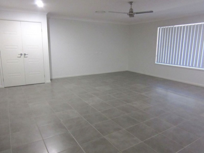 43 Whitehaven Drive, Blacks Beach QLD 4740