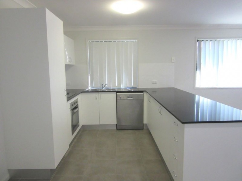 43 Whitehaven Drive, Blacks Beach QLD 4740
